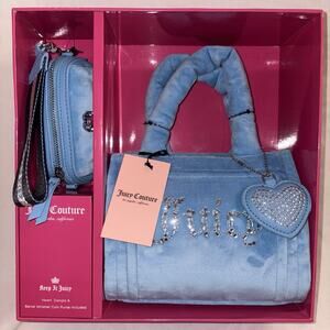 Juicy Couture Heart Dangle & Barrel Wrislet Coin Purse Gift Purse Baby Blue